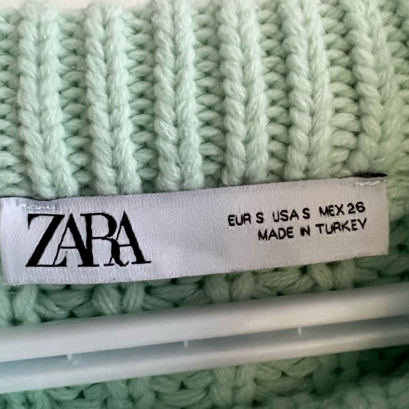 Balloon Sleeve Knit Sweater - Picture 5 of 6